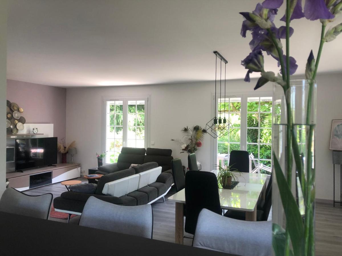 Maison De Lilie Villa Chindrieux Luaran gambar